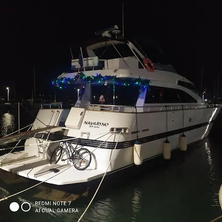 Navarino Yacht Nea Peramos (Attica)